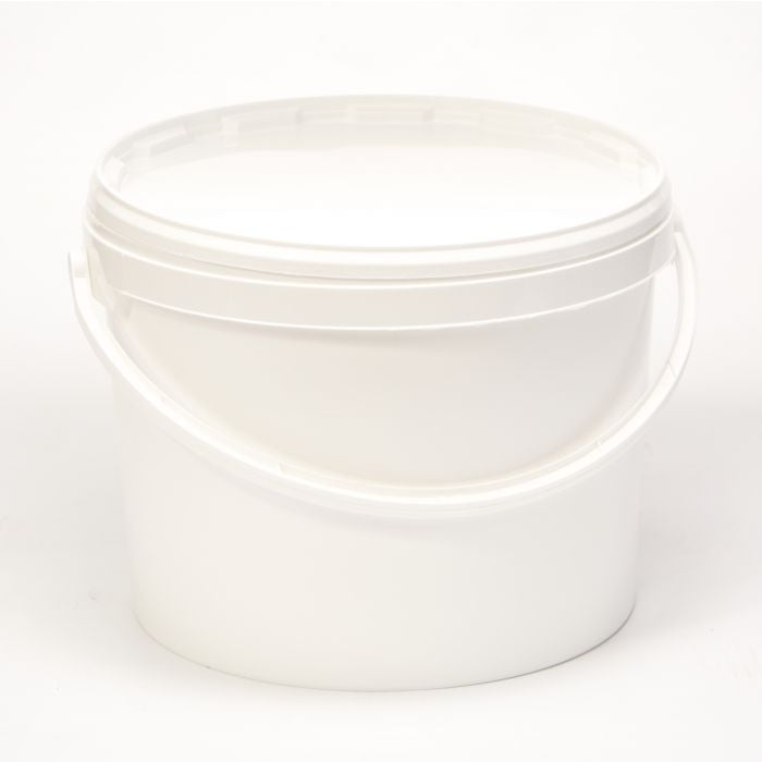 Storage buckets with lids top